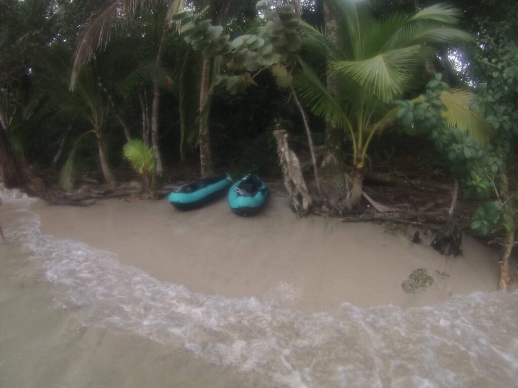 Bocas del Toro Hospital Point - kayaking